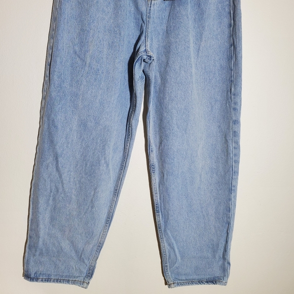 Simple Society Super High Rise Roll Cuff Light Wash Balloon Jeans w/ Bli… - Picture 7 of 15